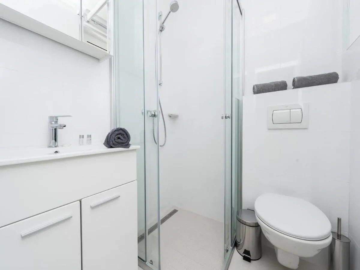 Luxurious Villa In Debeljak With Swimming Pool