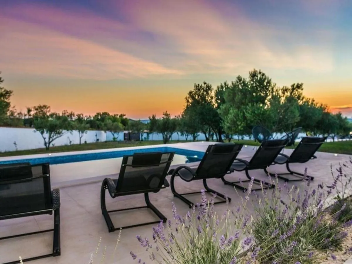 Luxurious Villa In Debeljak With Swimming Pool