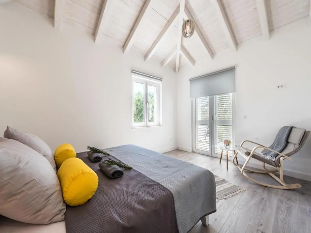 Luxurious Villa In Debeljak With Swimming Pool 0*,